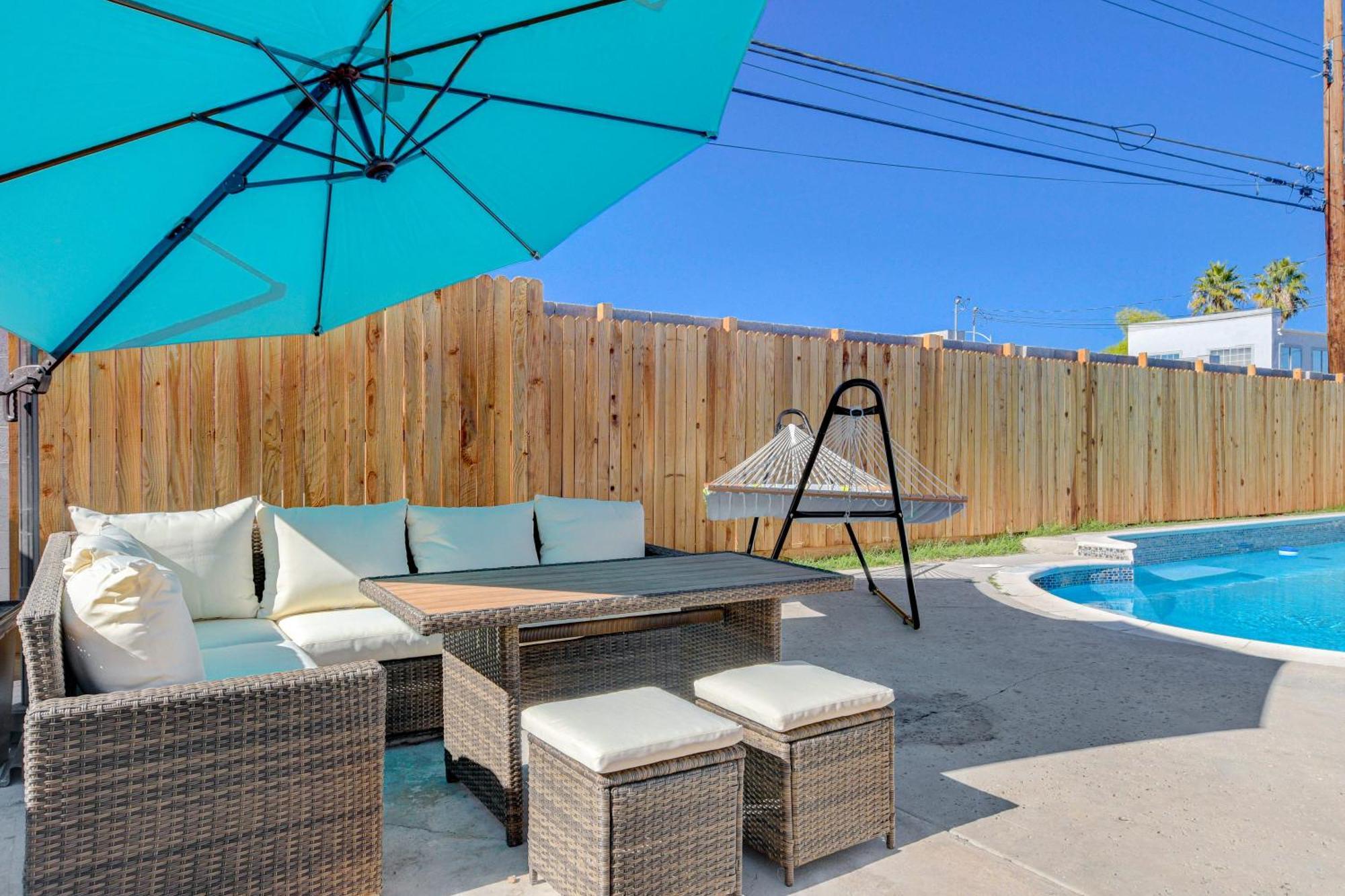 Lady Luck Oasis Large Pool Central Dogs Welcome Λας Βέγκας Εξωτερικό φωτογραφία